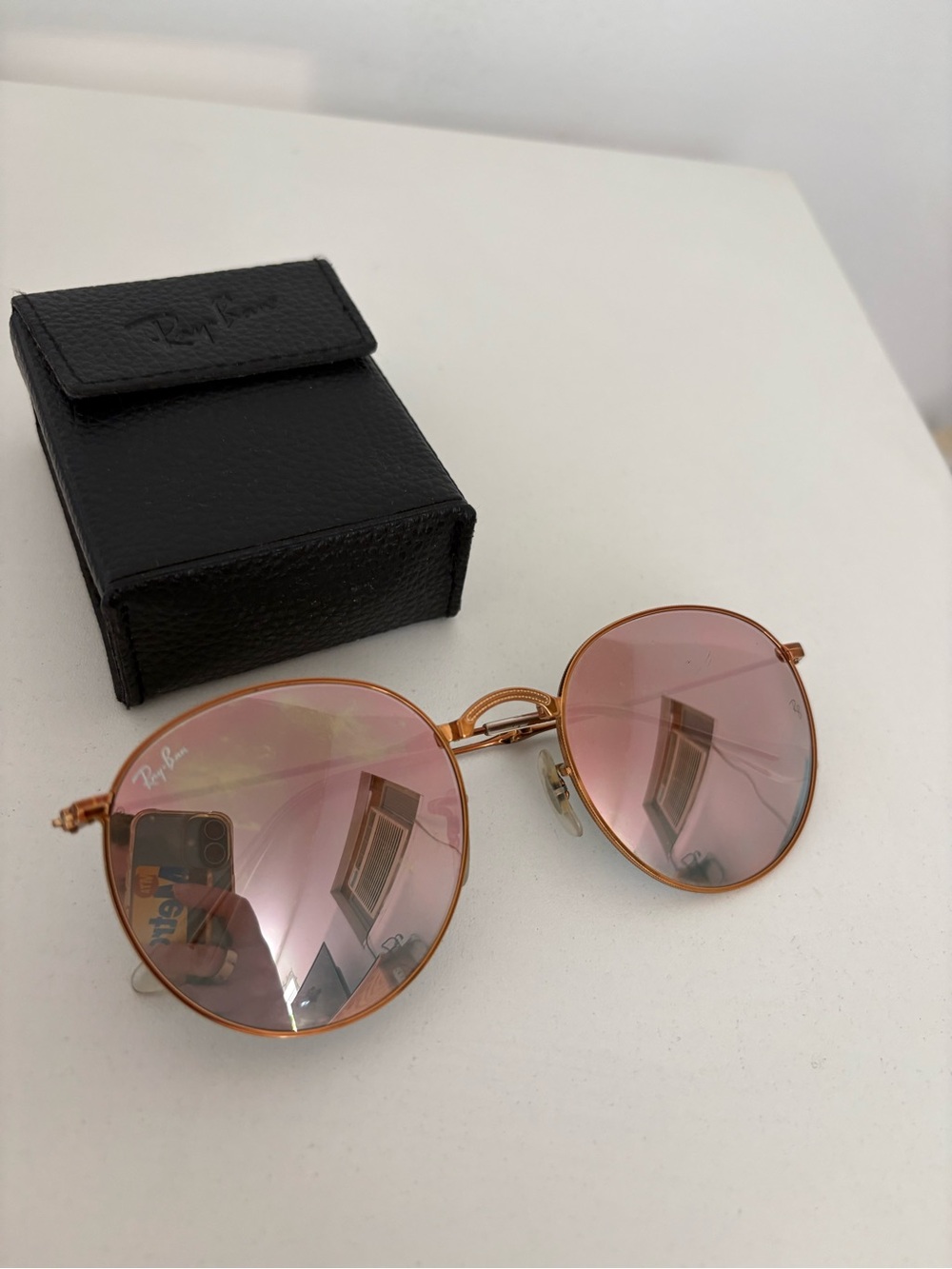 Ray-Ban Women’s Round Sunglasses in Rose Gold Frame with Pink Lenses